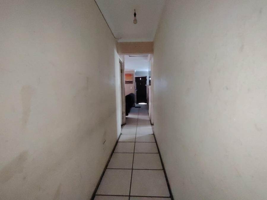 3 Bedroom Property for Sale in Lavender Hill Western Cape